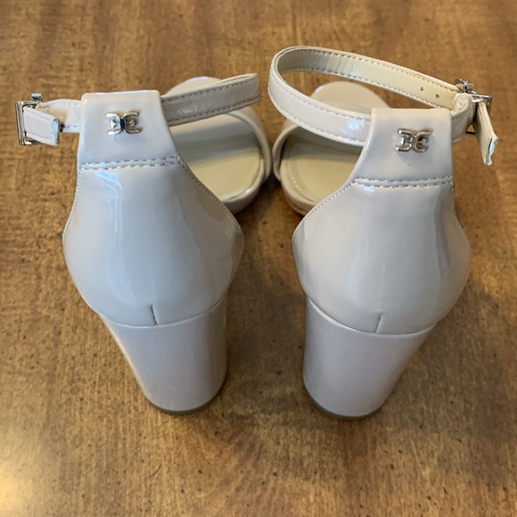 YARO BLOCK HEEL SANDAL size 5.5 - Picture 5 of 5